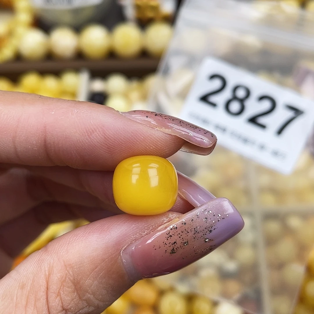 未镶嵌蜜蜡珠宝奇石俏色12.5