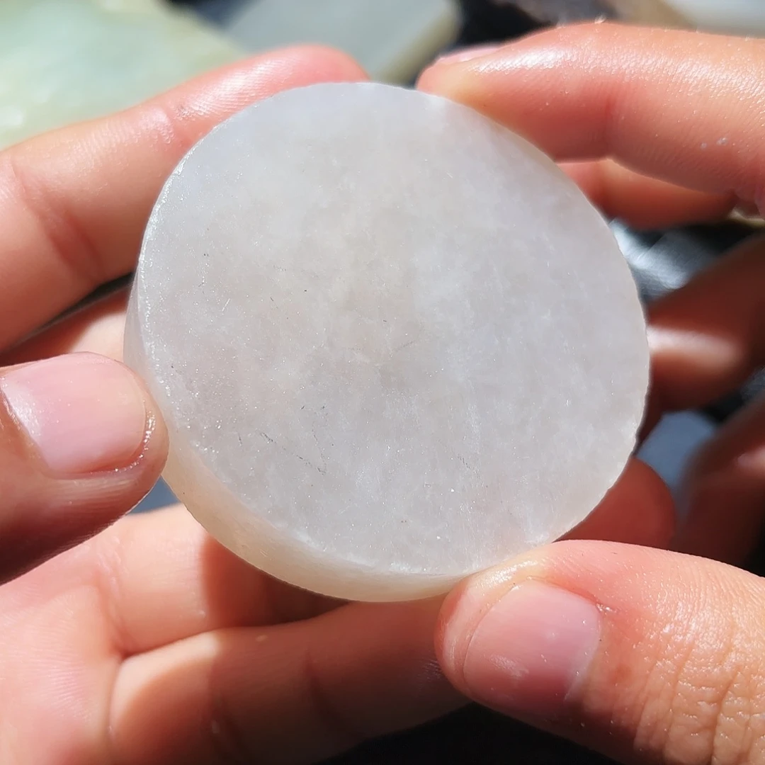 和田玉未镶嵌珠宝奇石