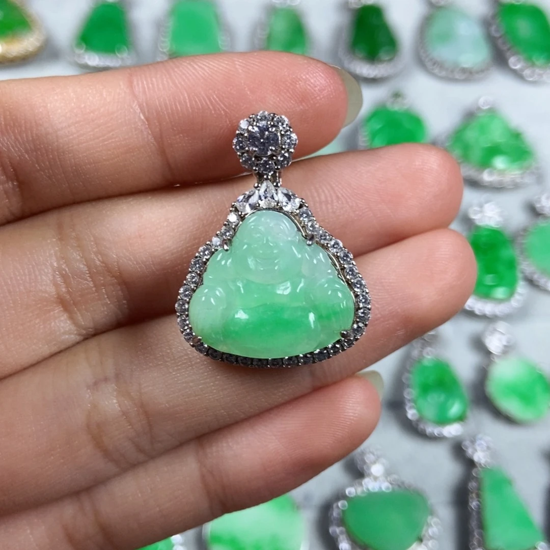 颈饰未镶嵌翡翠佛公