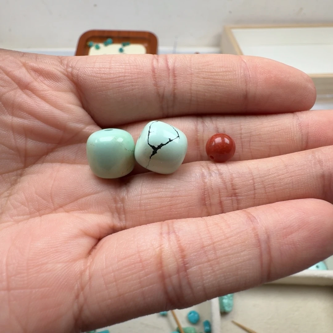 执***颜南红玛瑙未镶嵌珠宝半成品