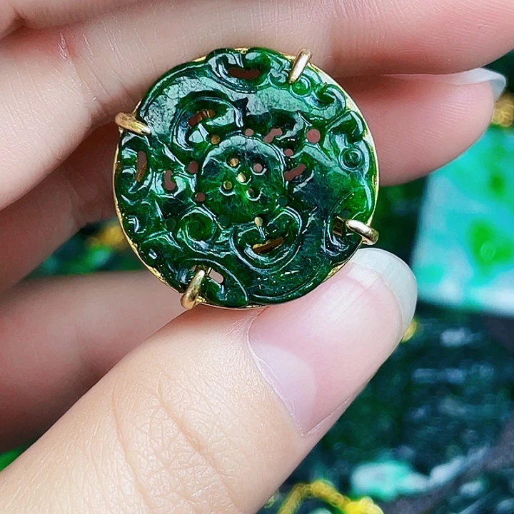 翡翠银S925镶嵌颈饰多样性