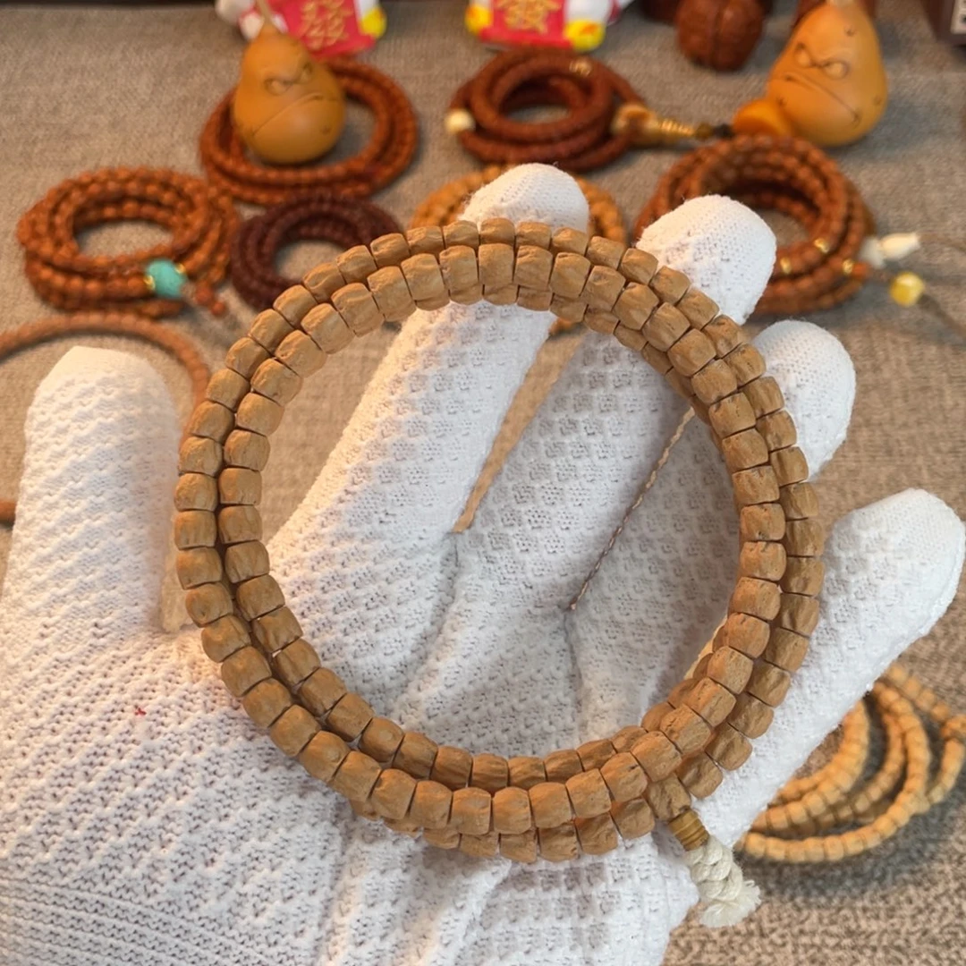 吊坠柏香籽/百香籽粉油皮 方顺6mm