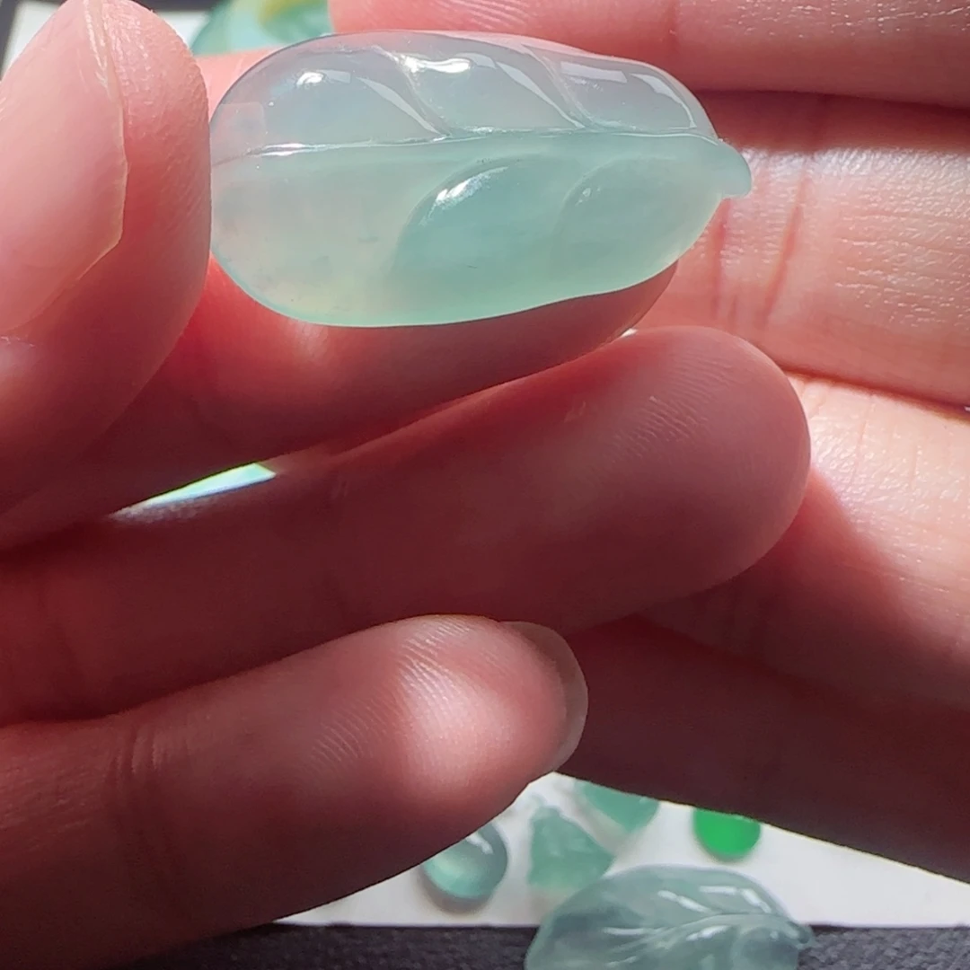 定制翡翠未镶嵌天然翡翠