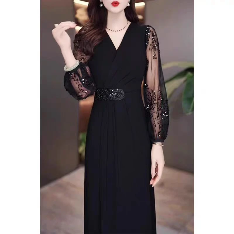 2025秋季黑色显瘦气质时尚亮片收腰显瘦赫本风裙3169*