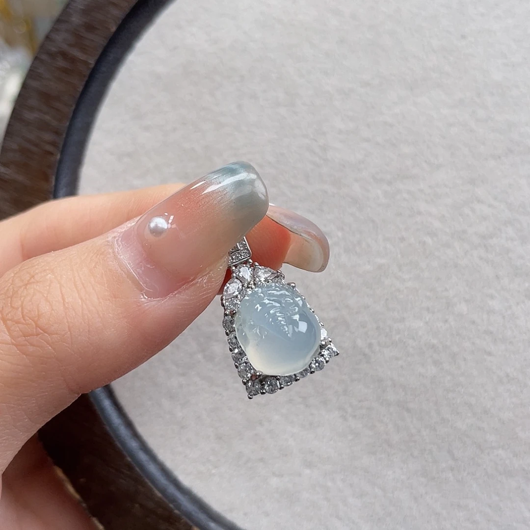 翡翠银S925镶嵌颈饰668885