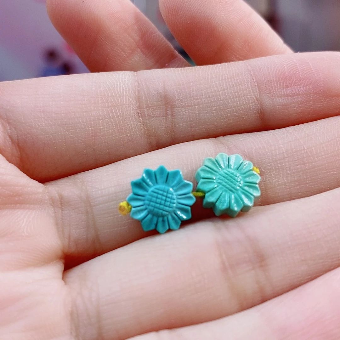 未镶嵌绿松石珠宝奇石