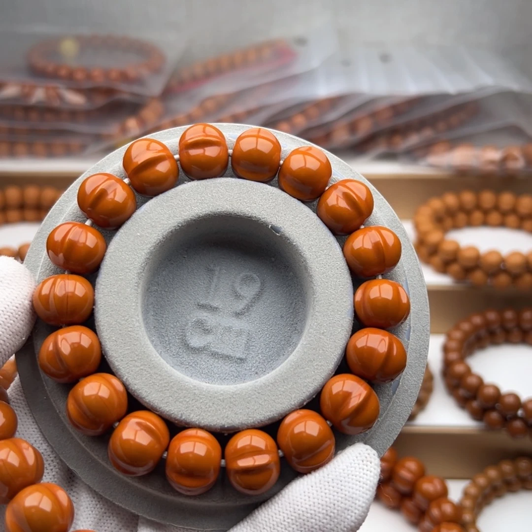 ༆***༅核桃聚宝盆大鲨鱼