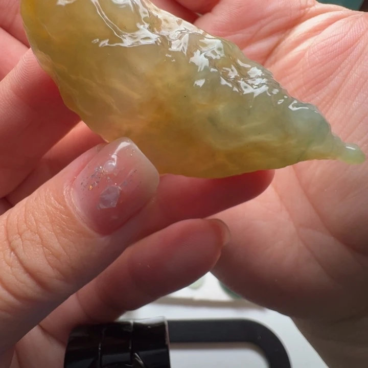 定制翡翠未镶嵌包抛光