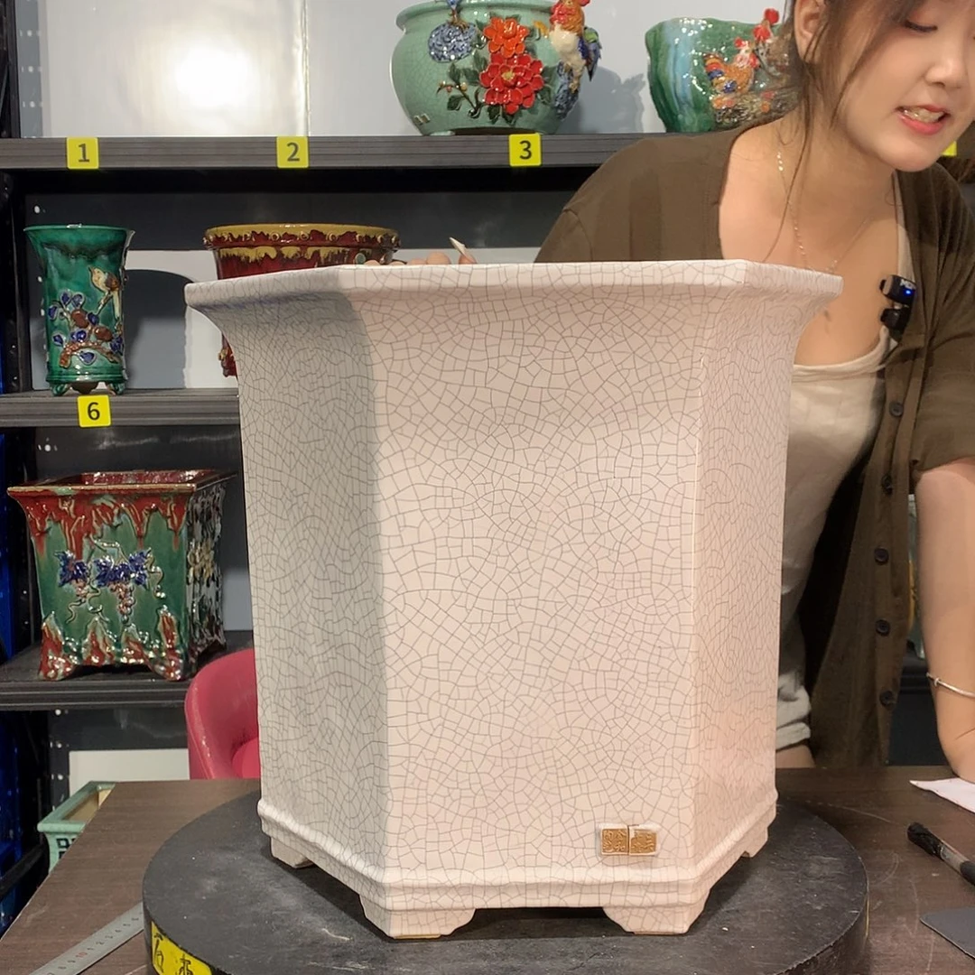 陈***凯高温烧制石湾盆花盆