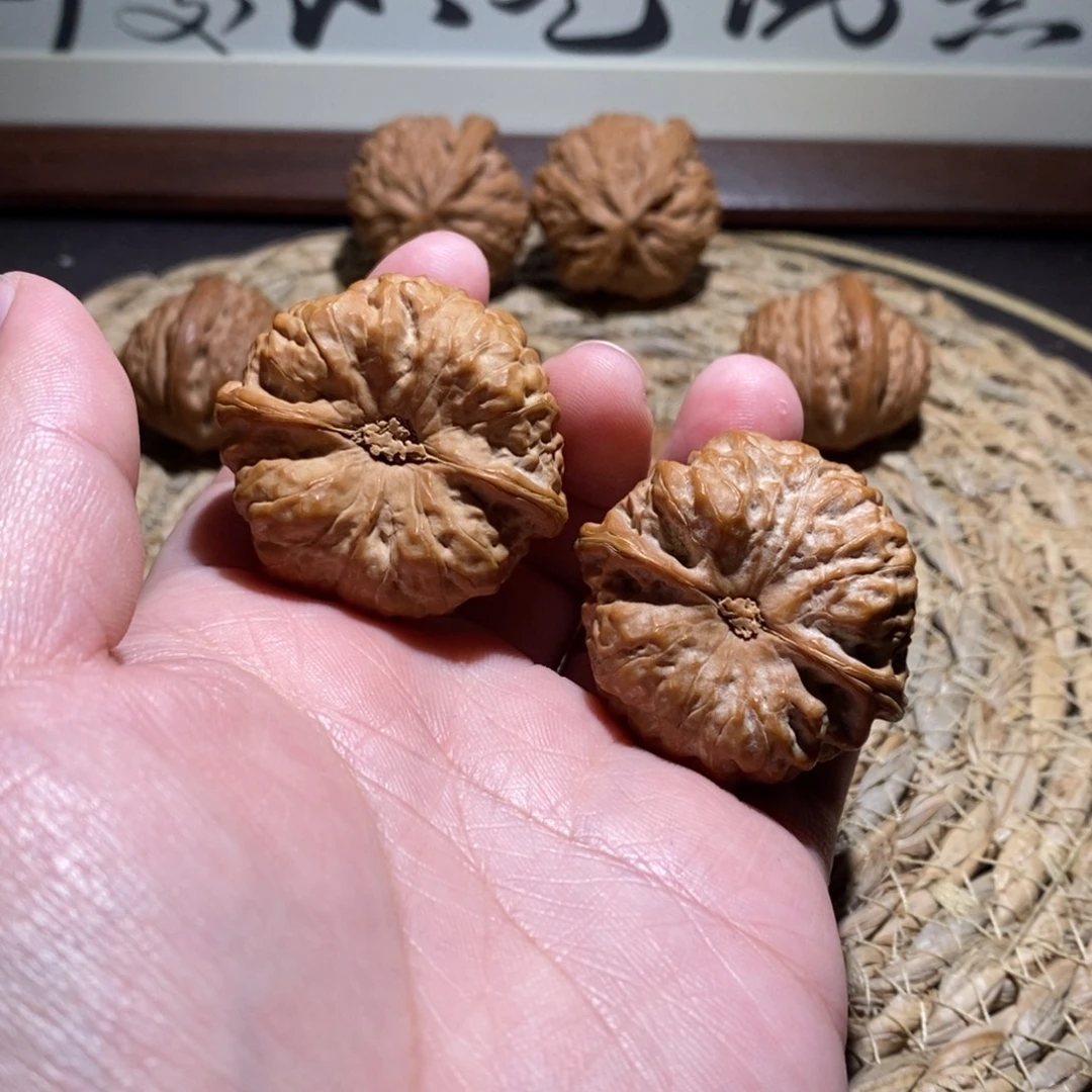 金***棒吊坠桃核41蛤蟆头