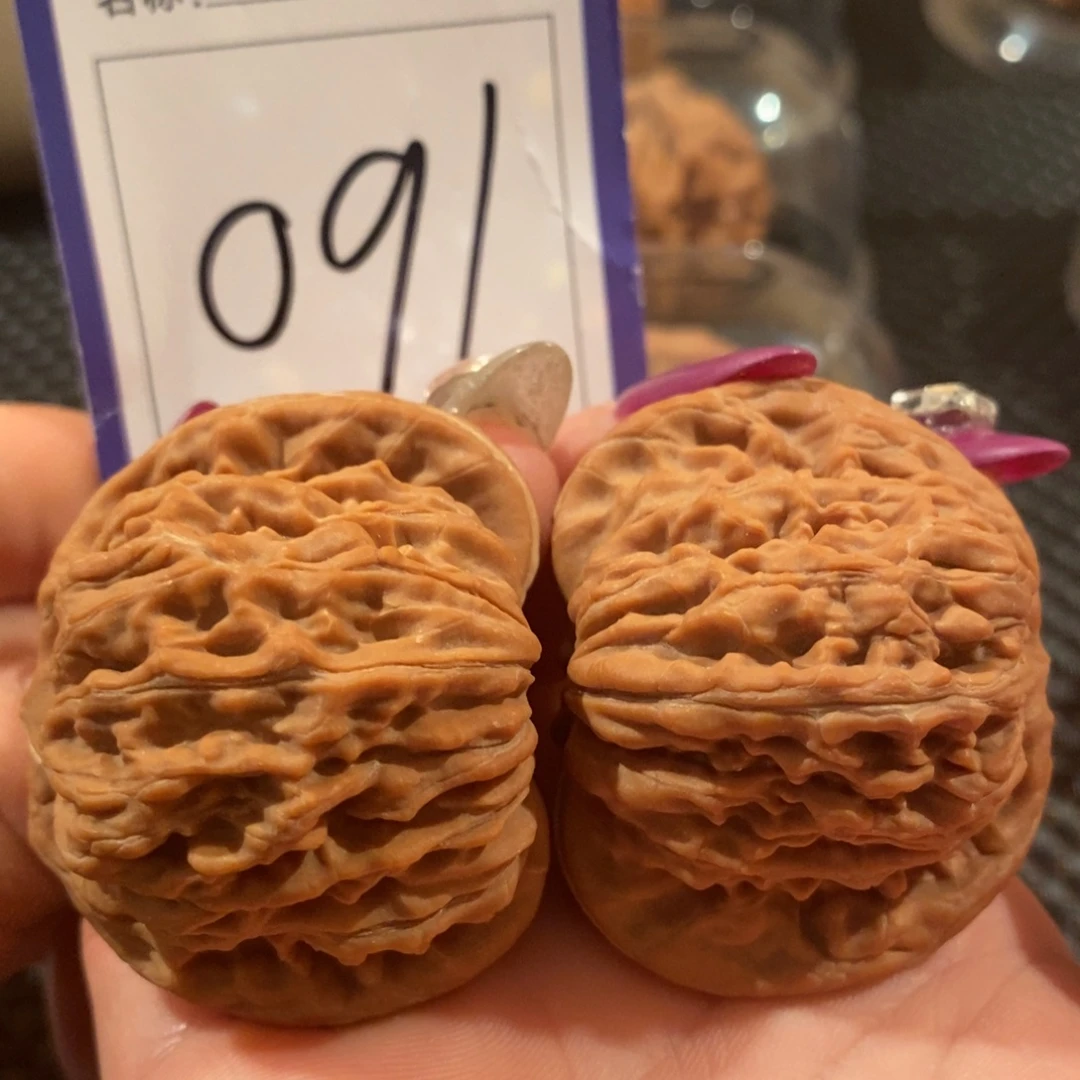 文玩核桃吊坠091四座楼全品46尺