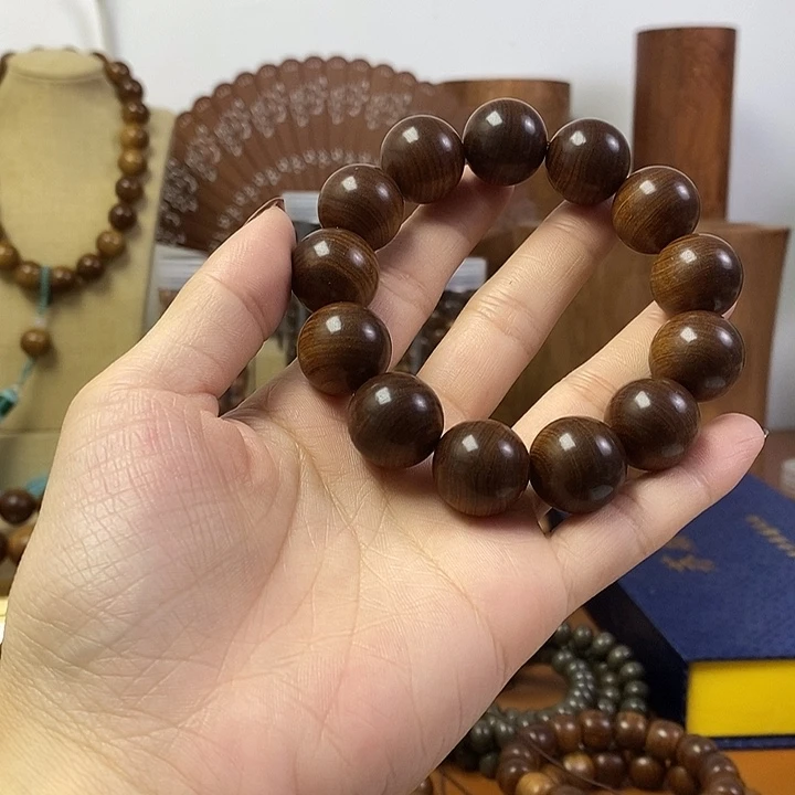 老山檀香黑肉沉水1.8手串