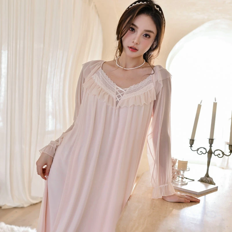 逸尔乐原创法式宫廷风睡裙女春秋季新款网纱长袖蕾丝方领公主长裙