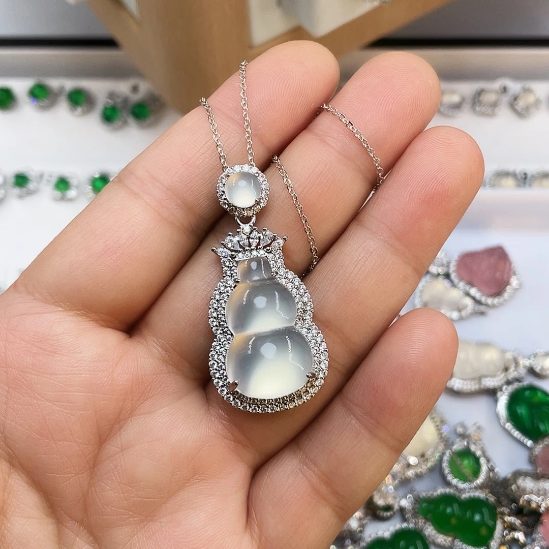 玛瑙/玉髓颈饰合金呂*棠