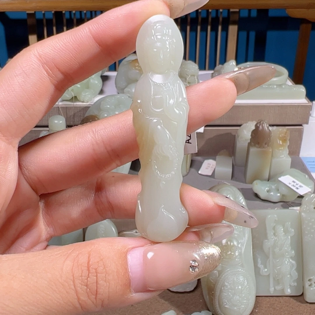 一***～颈饰未镶嵌和田玉（糖玉）