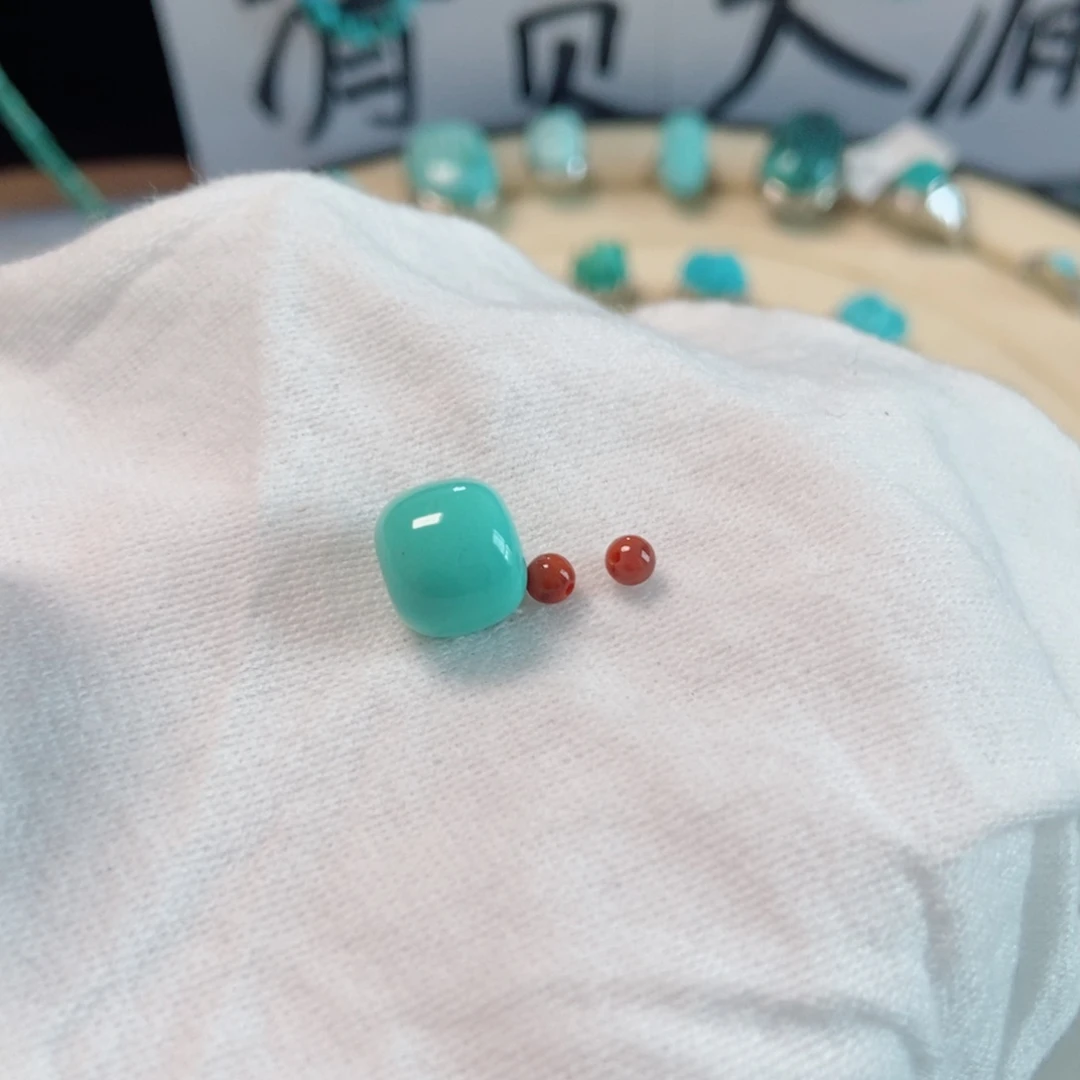 未镶嵌南红玛瑙珠宝奇石