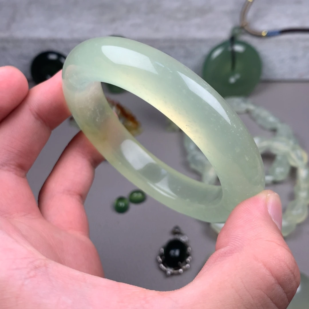 【闪购商品】未镶嵌蛇纹石玉岫玉60小*句
