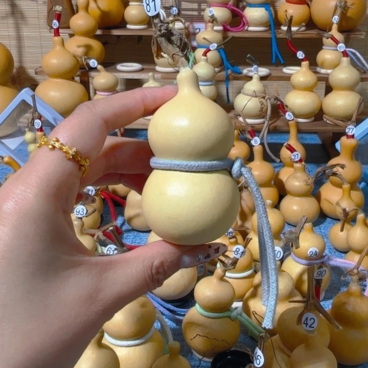 Ꮤ***.葫芦一物一拍不保龙头