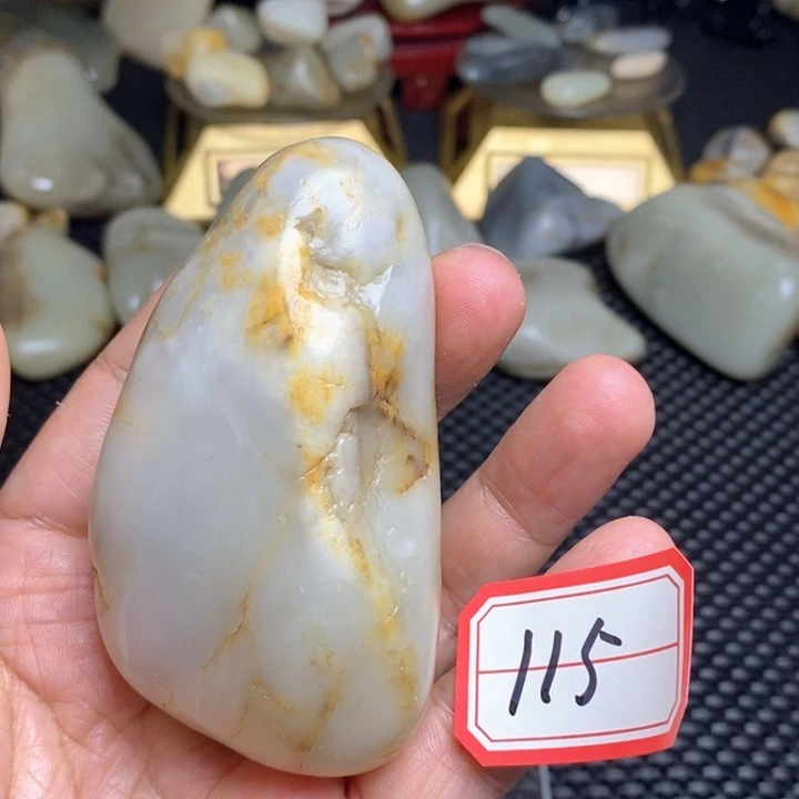 未镶嵌和田玉把件115