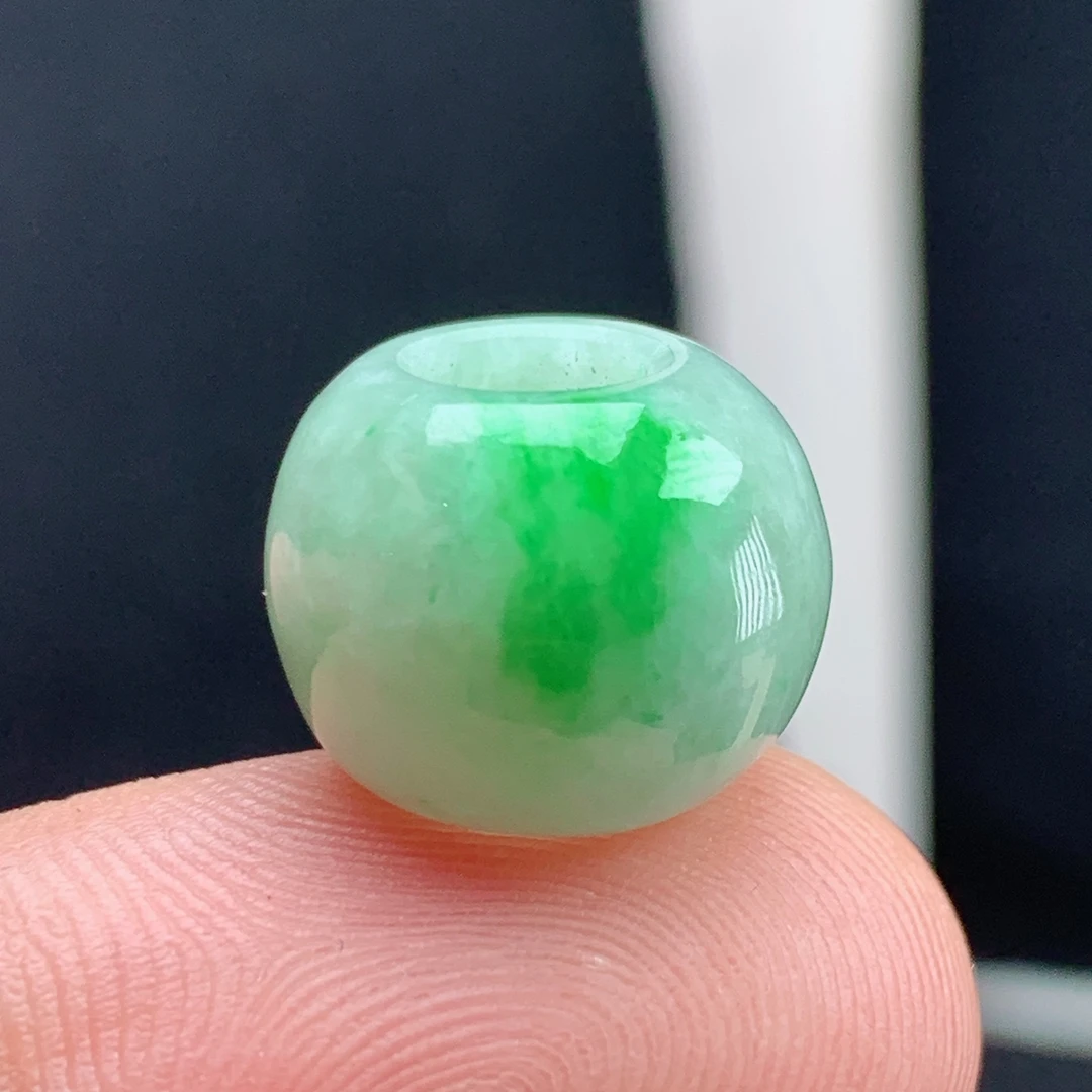 优惠纯缅甸天然A货翡翠绿色转运珠路路通吊坠手串隔珠卡宽15.4