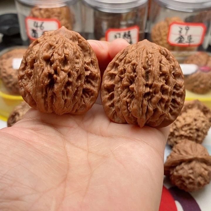 文玩核桃吊坠大**博麦虎