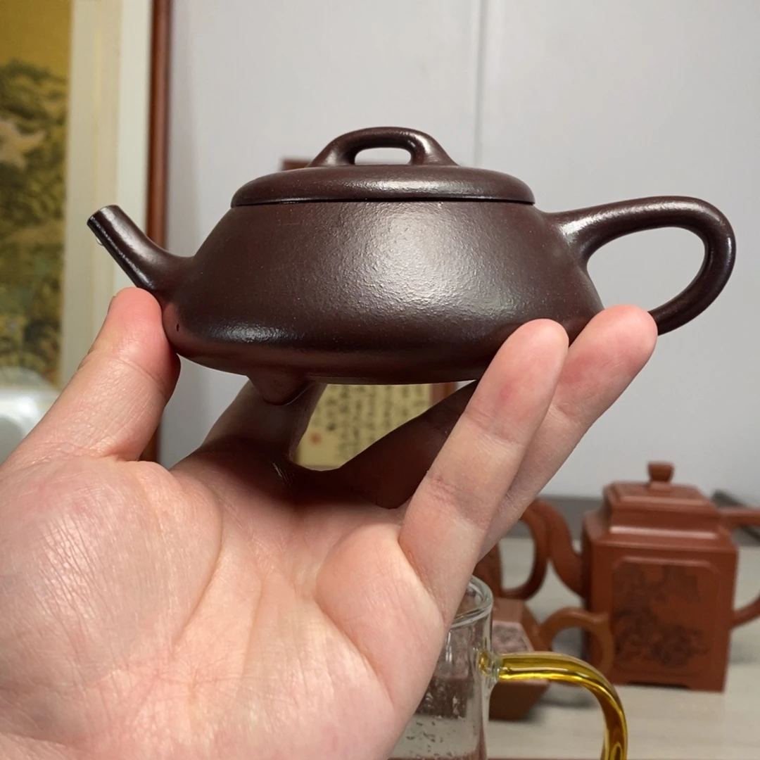 紫砂茶壶原矿泥料传统工艺制作
