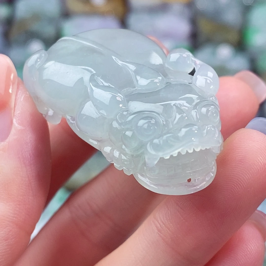 颈饰未镶嵌翡翠天然