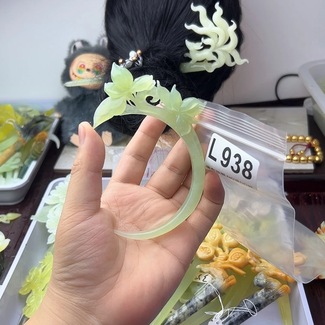 合金蛇纹石玉发饰邹****a