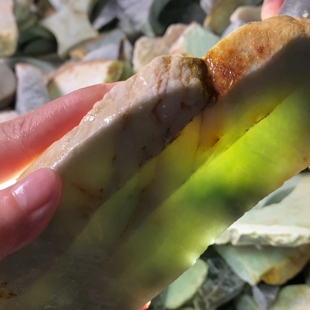 颈饰未镶嵌翡翠天然翡翠