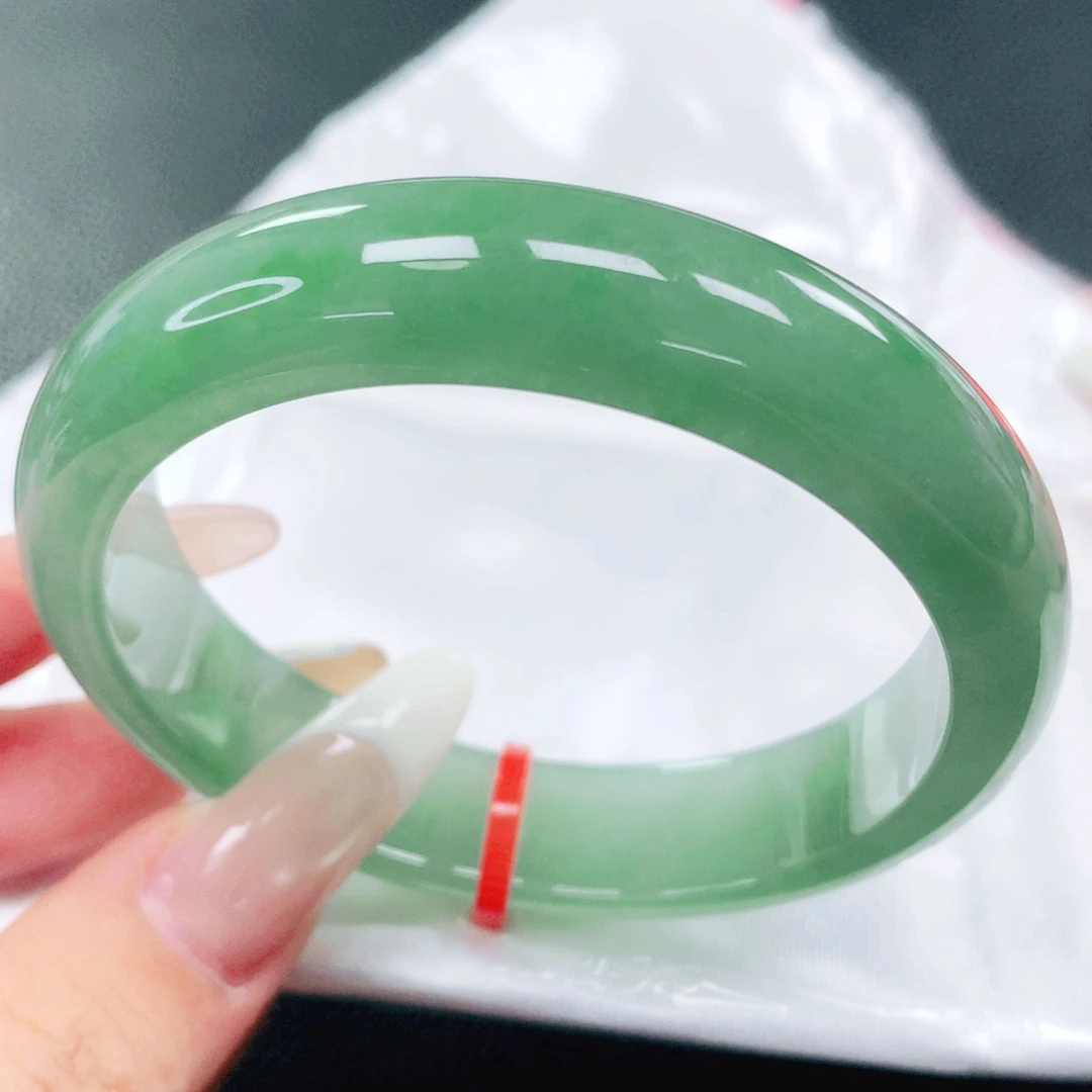 未镶嵌手镯翡翠55