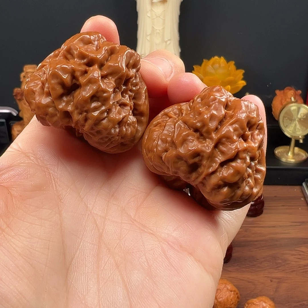 文玩核桃吊坠40三角蛤蟆头