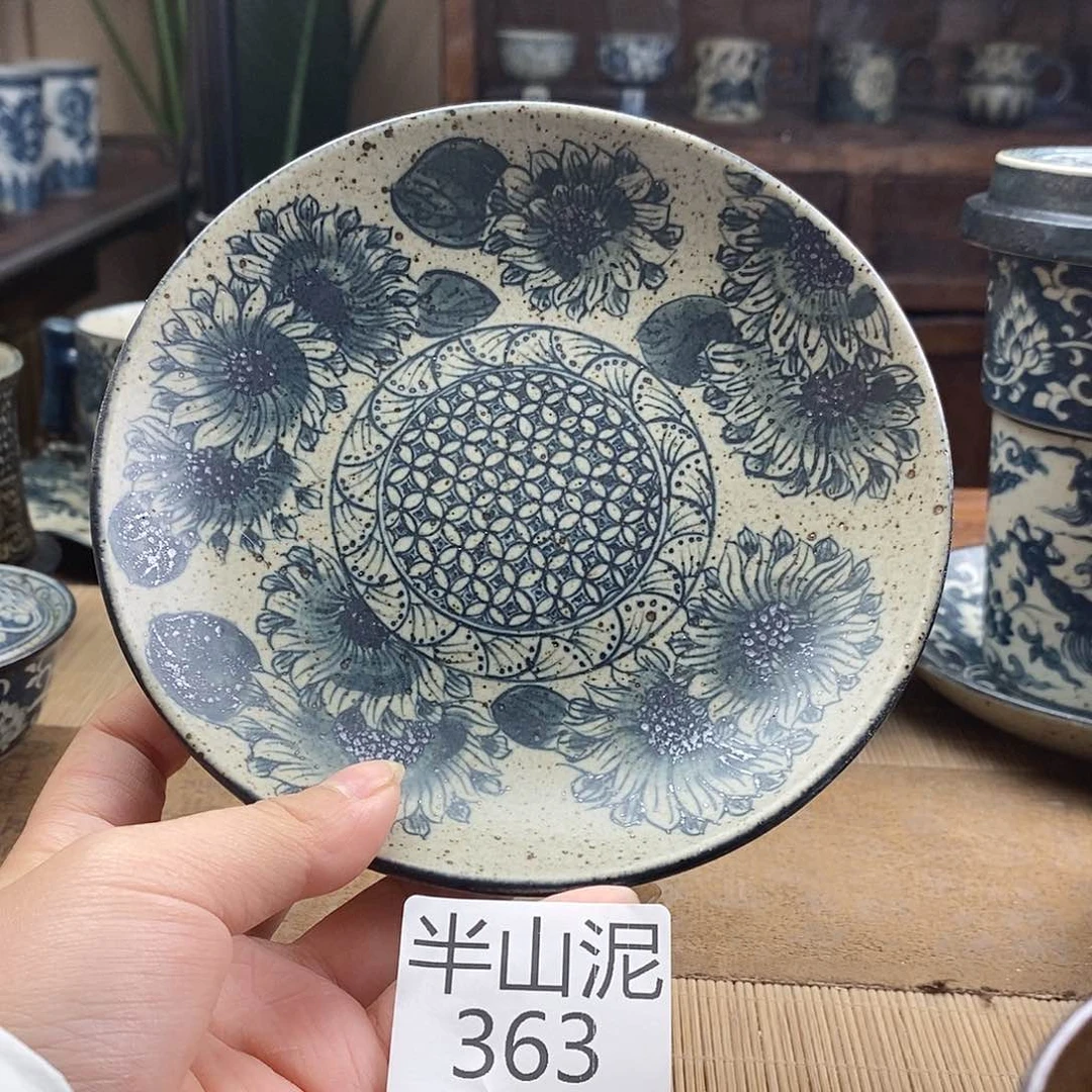 手工手绘青花陶瓷