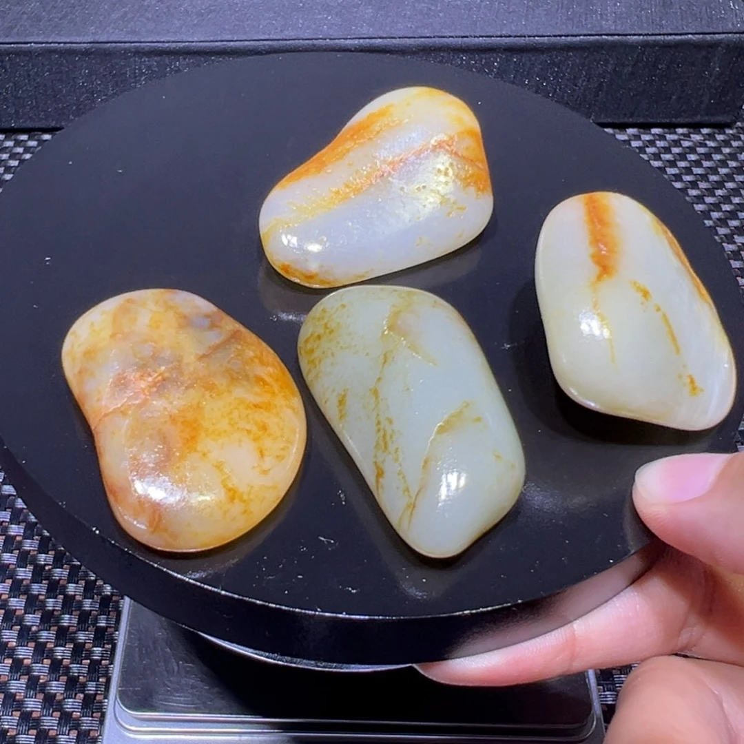 吊坠(不含链)未镶嵌和田玉（子料）115-119