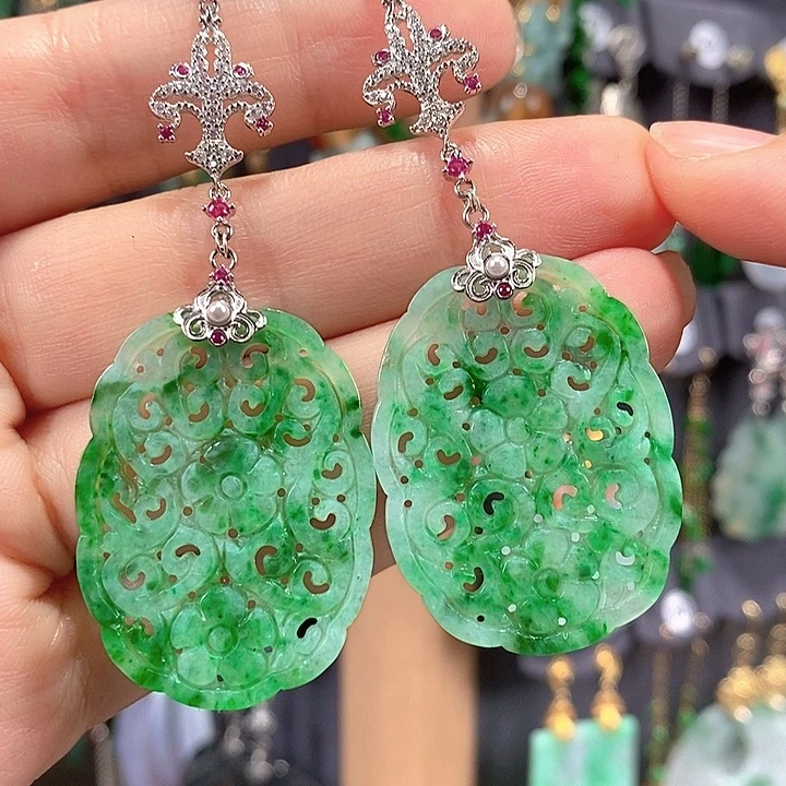 巧***王翡翠未镶嵌耳饰翡翠