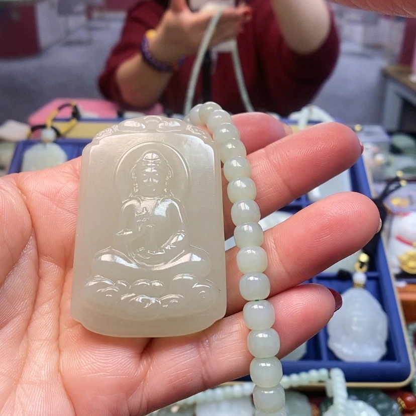 【闪购商品】和田玉颈饰未镶嵌小**表