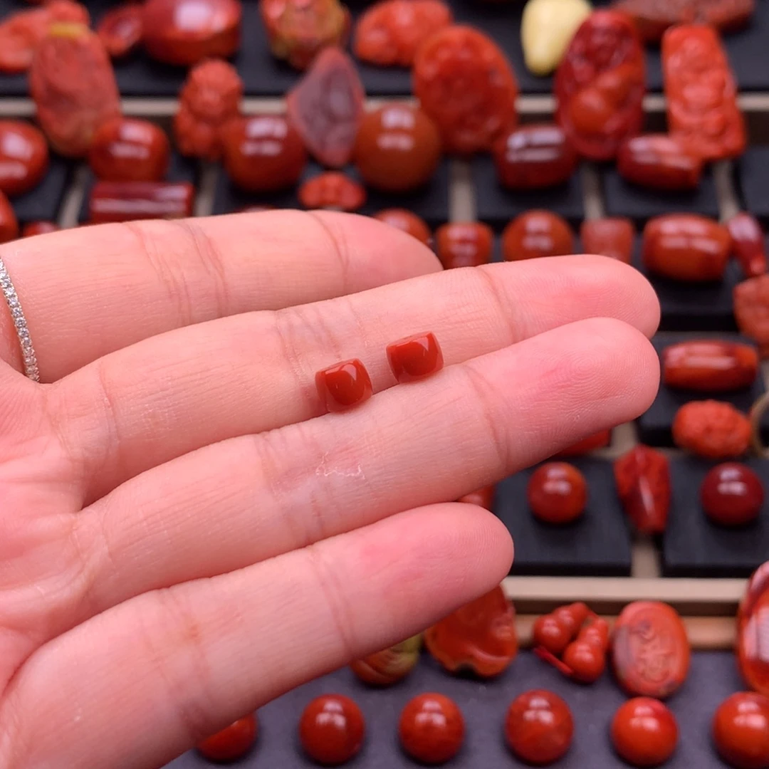 南红玛瑙未镶嵌原矿直切对珠6mm