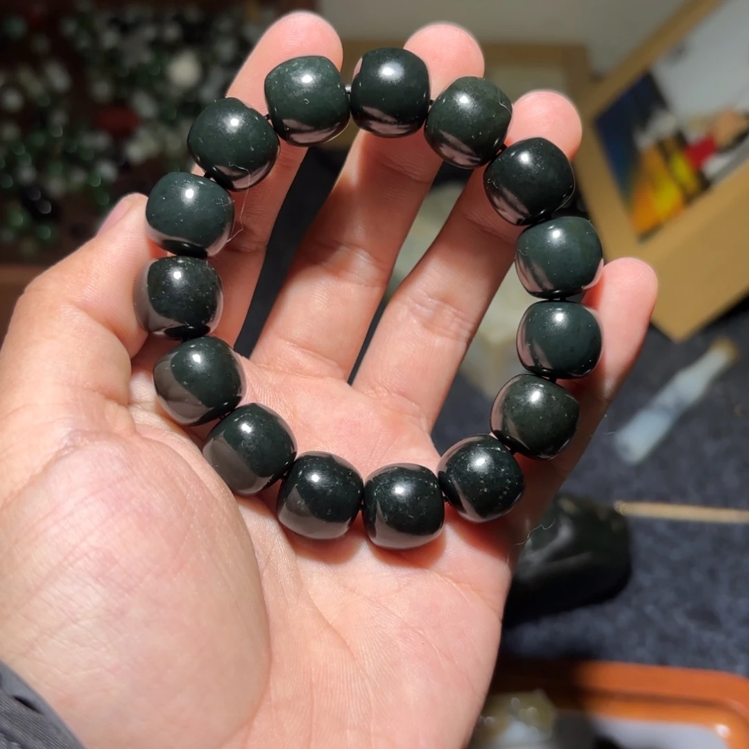 和田玉未镶嵌手链