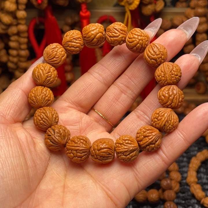 木质类龙纹桃枭手串