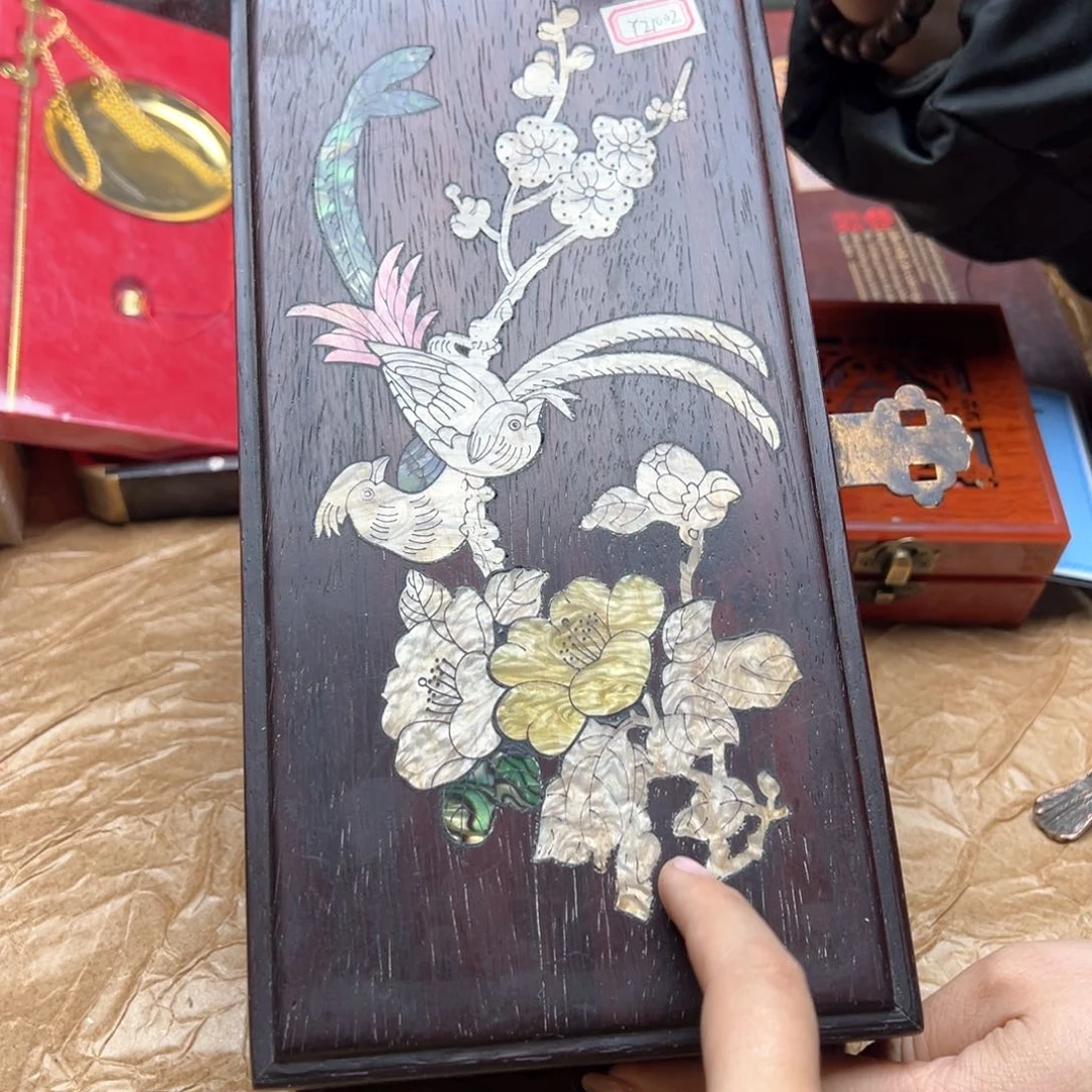 大叶紫檀（黑酸枝木类）