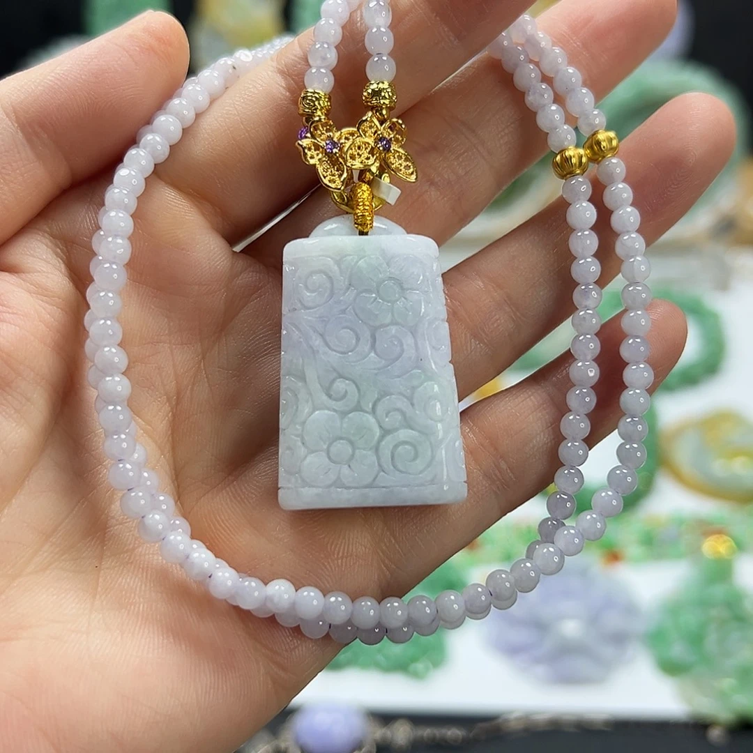 翡翠未镶嵌颈饰吊坠