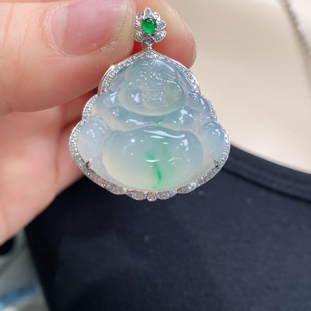 翡翠颈饰18K金镶嵌佛公