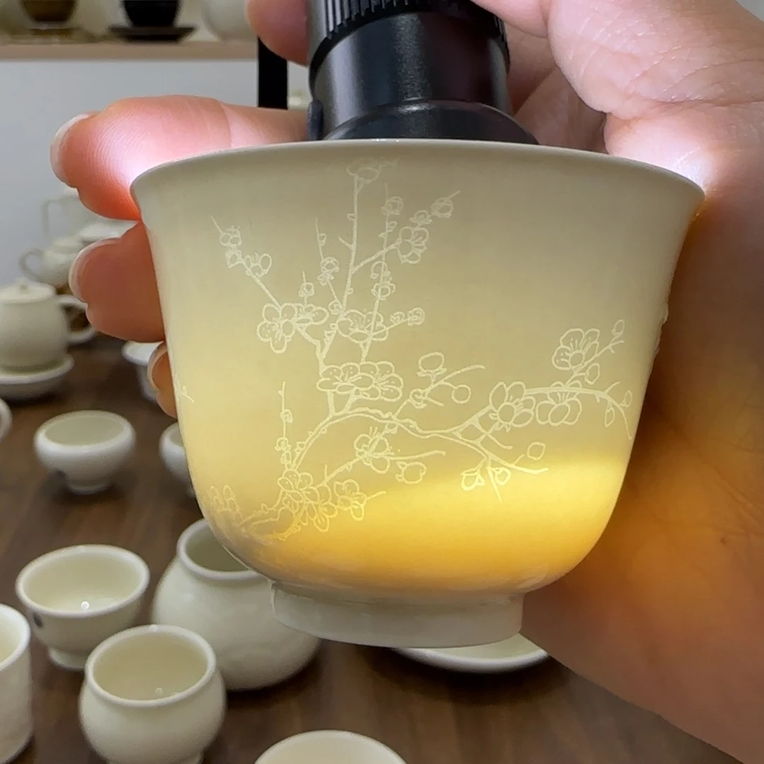 瑕疵 失圆 梅花纹业语杯 无礼盒