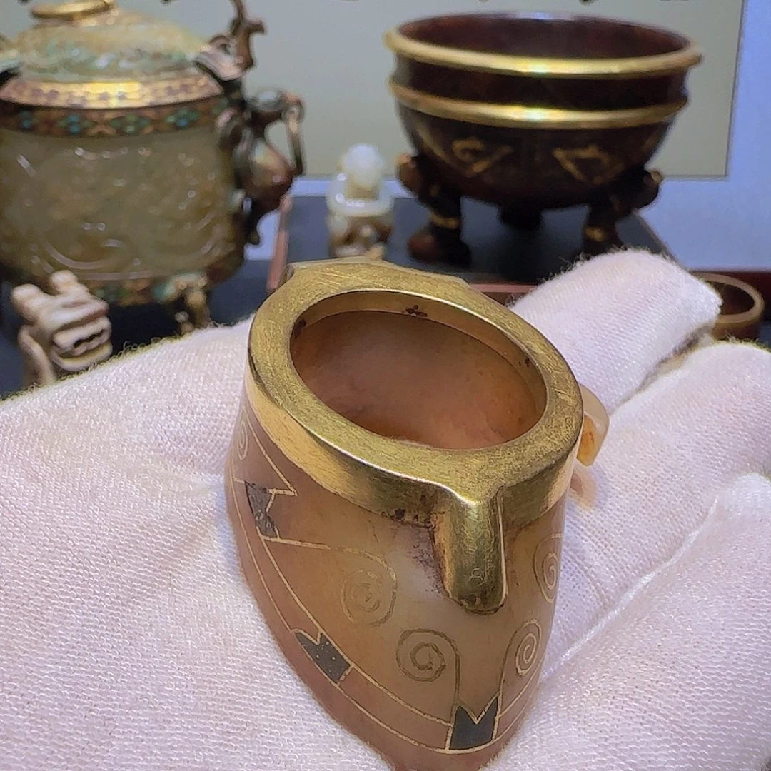 g***g和田玉未镶嵌挂件