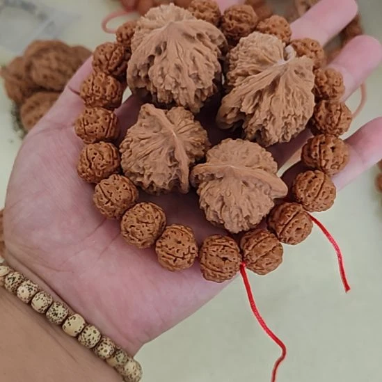 文玩核桃把件39左右盘龙虎头+串，福利八