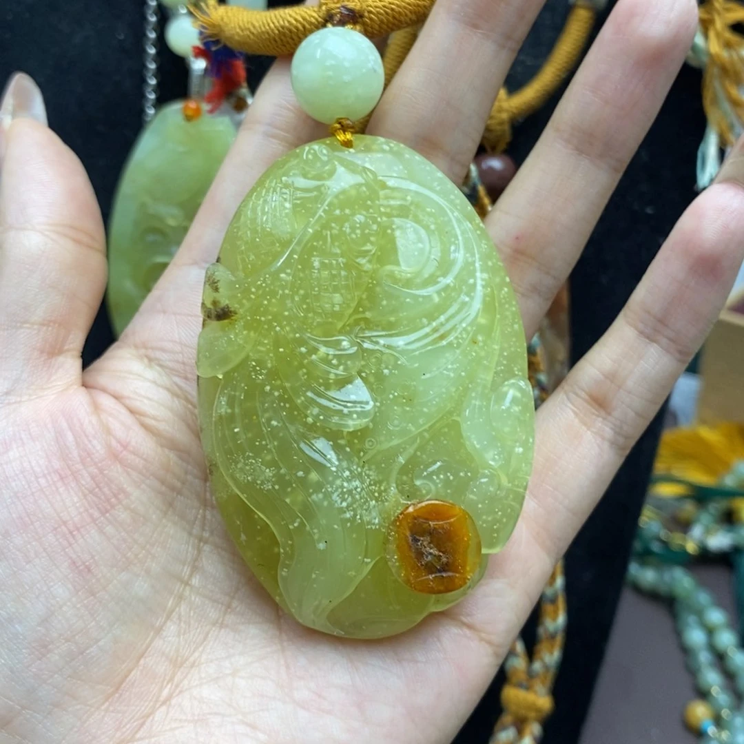 范***品蛇纹石玉未镶嵌项链