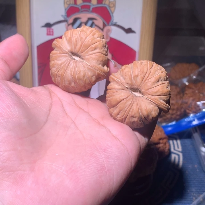 森***发吊坠文玩核桃全品无修南瓜墩