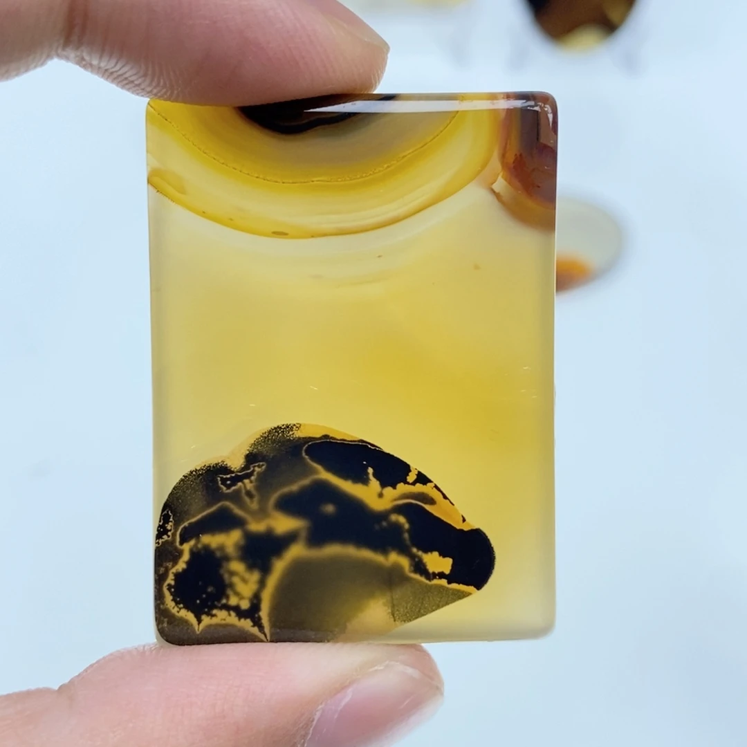 玛瑙/玉髓未镶嵌珠宝半成品