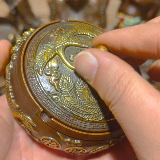 铜铜的 清货诚信经营