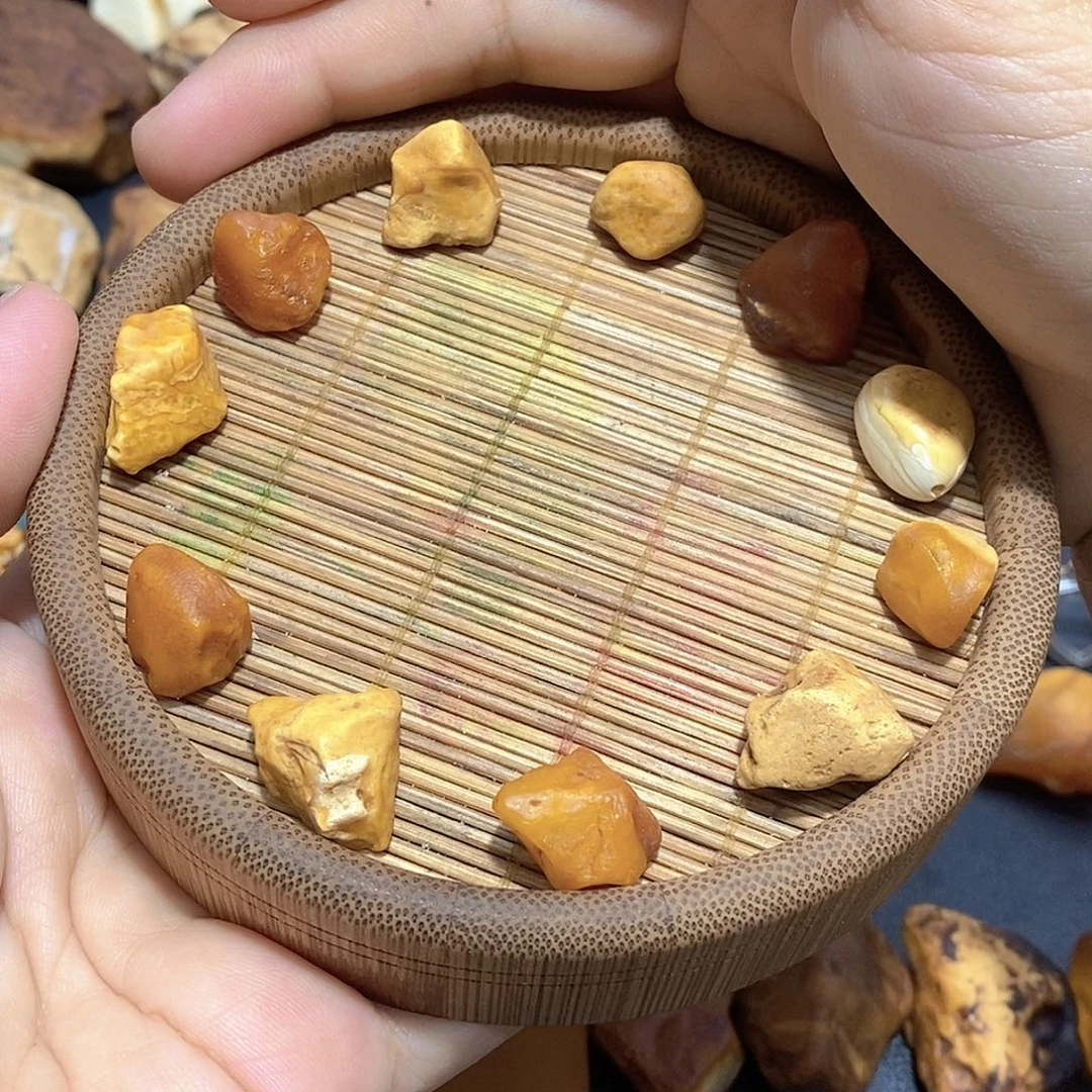 定制琥珀蜜蜡原石
