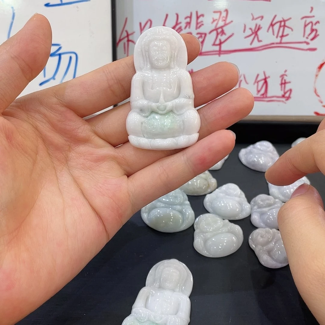 翡翠未镶嵌吊坠(赠链)白底青观音